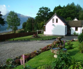 Holiday Cottage Reviews for Tiranui Cottage - Holiday Cottage in Fort William, Highland