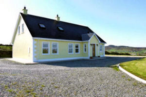 Holiday Cottage Reviews for DRIM HOUSE - Cottage Holiday in Malinhead, Donegal