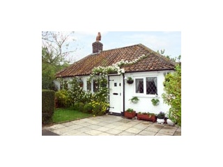 Holiday Cottage Reviews for Rosedene Cottage - Cottage Holiday in Wold Newton, East Riding