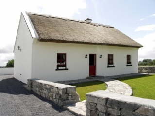 Holiday Cottage Reviews for Rosewood Cottage - Holiday Cottage in County Mayo, Mayo