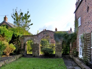 Holiday Cottage Reviews for Coach House - Self Catering in Tarvin, Cheshire