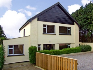 Holiday Cottage Reviews for 29 Slip Lawn - Holiday Cottage in  County Cork, Cork