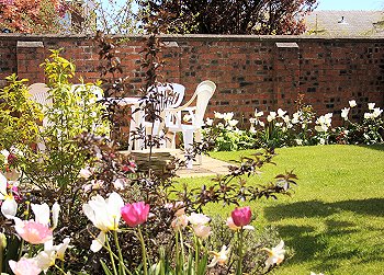 Holiday Cottage Reviews for Garden Cottage -  in Prestwick, East Ayrshire