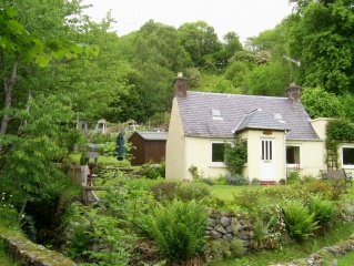 Holiday Cottage Reviews for Burnbrae - Self Catering in Drumnadrochit, Highland