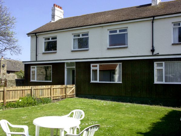 Holiday Cottage Reviews for Alexandra House - Holiday Cottage in Beadnell, Northumberland