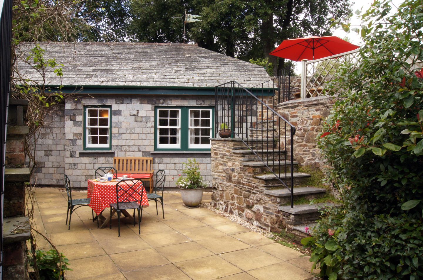 Holiday Cottage Reviews for Grooms Cottage - Self Catering in St Minver, Cornwall inc Scilly