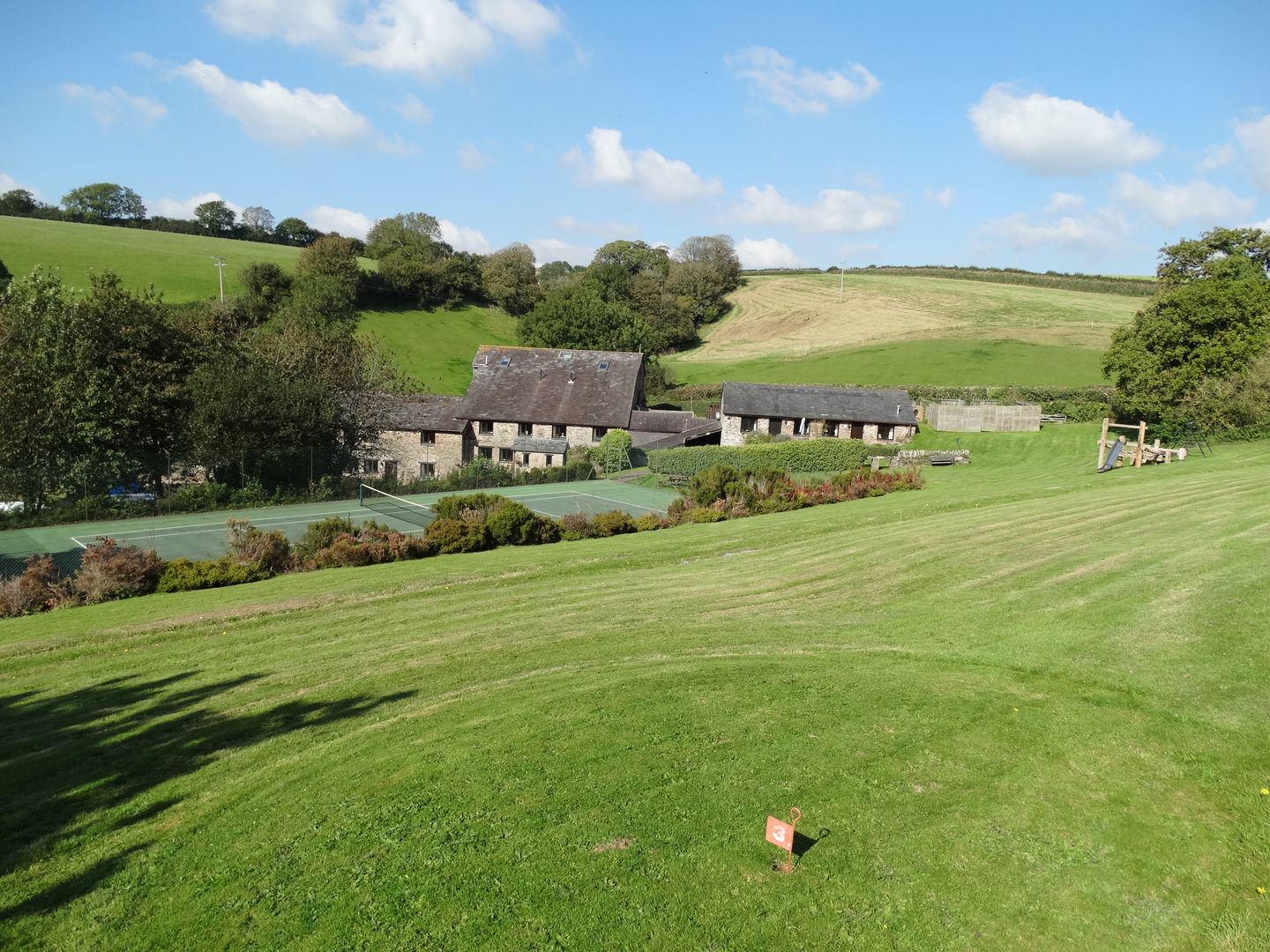 Holiday Cottage Reviews for Lupin - Self Catering Property in Sherford, Devon
