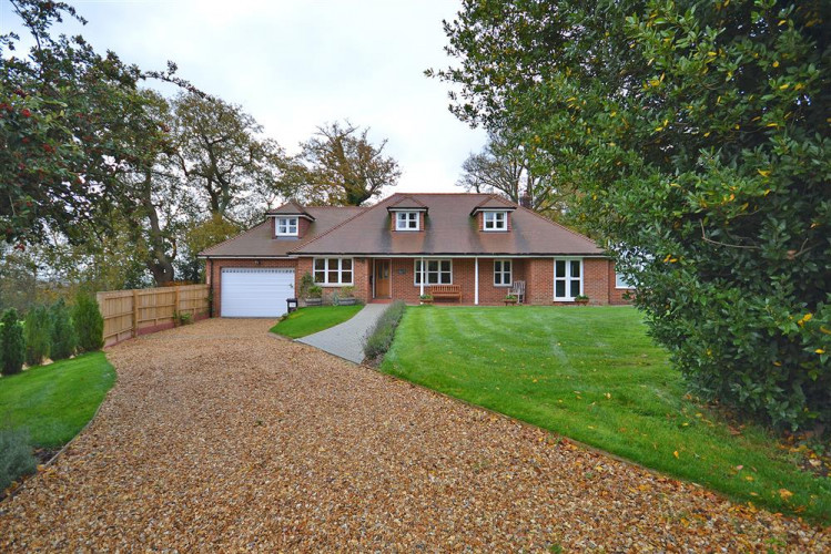 Holiday Cottage Reviews for Mews Hill - Cottage Holiday in Fordingbridge, Hampshire