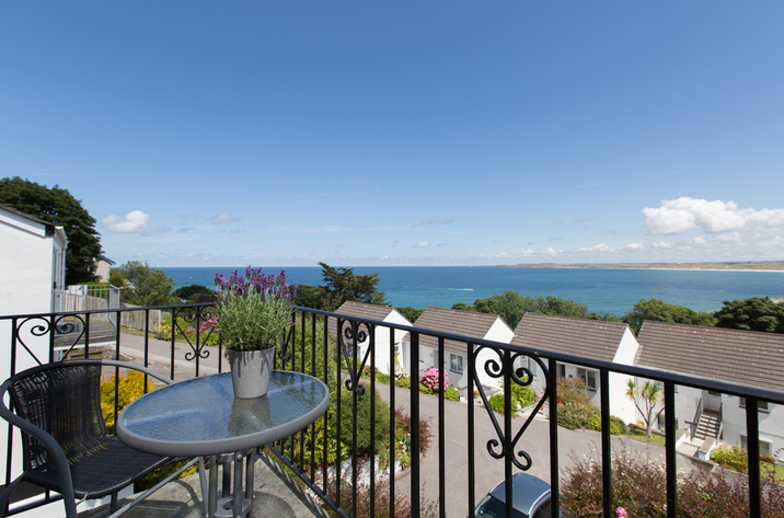 Holiday Cottage Reviews for Mordros - Cottage Holiday in Carbis Bay, Cornwall inc Scilly