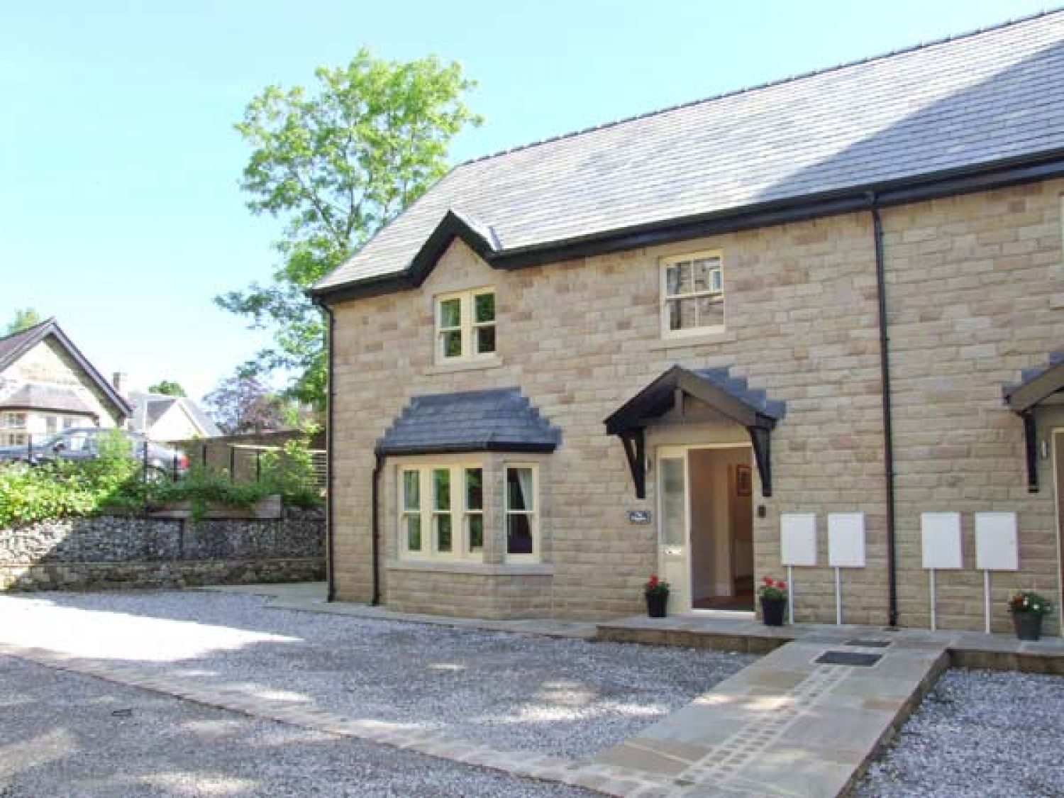 Holiday Cottage Reviews for The Poppies - Holiday Cottage in Buxton, Derbyshire