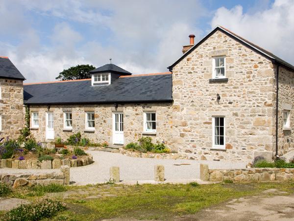 Holiday Cottage Reviews for Tregotha Barn - Holiday Cottage in Reawla, Cornwall inc Scilly