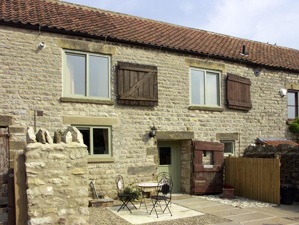 Holiday Cottage Reviews for Cow Byre Cottage - Self Catering in Wrelton, North Yorkshire