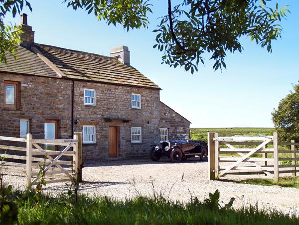 Holiday Cottage Reviews for Lower Croasdale Farmhouse - Self Catering in High Bentham, North Yorkshire