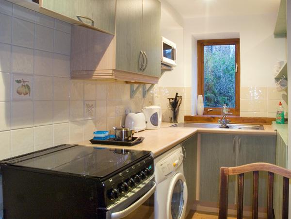 Holiday Cottage Reviews for Honey Bee Cottage - Self Catering in Staintondale, North Yorkshire