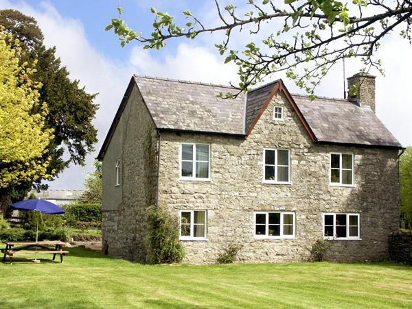 Holiday Cottage Reviews for Court Cottage - Self Catering Property in Walton, Powys