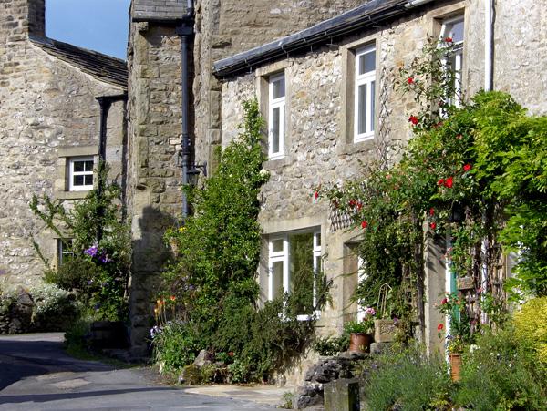 Holiday Cottage Reviews for Sandy Cottage - Holiday Cottage in Linton, North Yorkshire