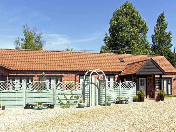 Holiday Cottage Reviews for Stable Cottage - Self Catering in Necton, Norfolk