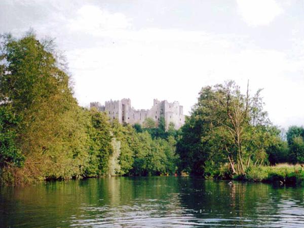 Holiday Cottage Reviews for River View - Holiday Cottage in Calwich, Staffordshire