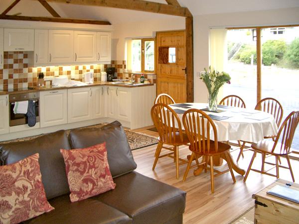 Holiday Cottage Reviews for Happy Union Stables - Self Catering in Rhayader, Powys