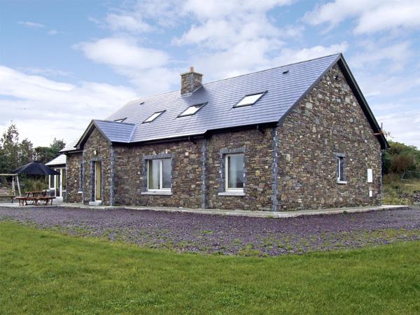 Holiday Cottage Reviews for River House - Holiday Cottage in Killarney, Kerry