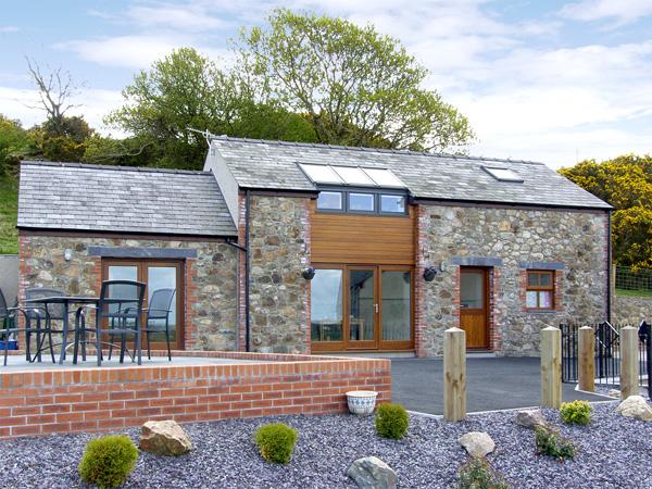 Holiday Cottage Reviews for Ysgubor Penrallt - Holiday Cottage in Y Felinheli, Gwynedd
