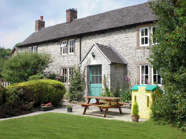 Holiday Cottage Reviews for Orchard View - Self Catering Property in Parwich, Derbyshire