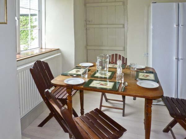 Holiday Cottage Reviews for Thornton's Cottage - Cottage Holiday in Tully, Galway