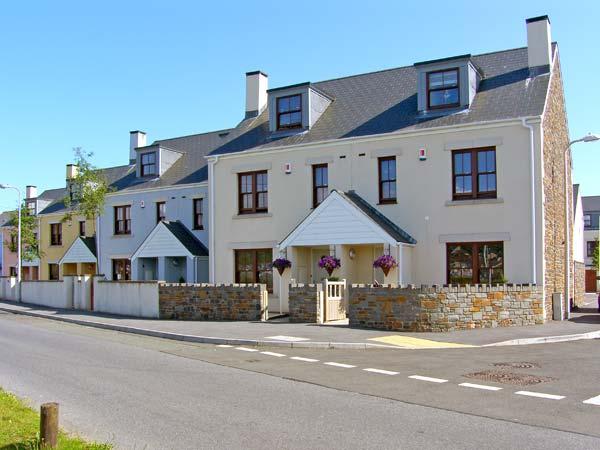 Holiday Cottage Reviews for Sandy Harbour - Self Catering in Burry Port, Carmarthenshire