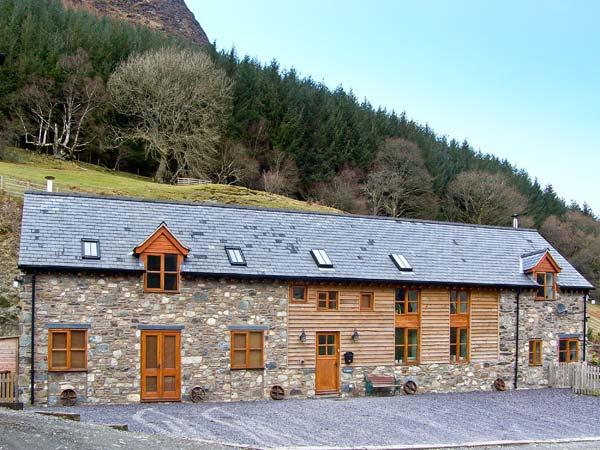 Holiday Cottage Reviews for Y Sgubor - Self Catering in Llangynog, Powys