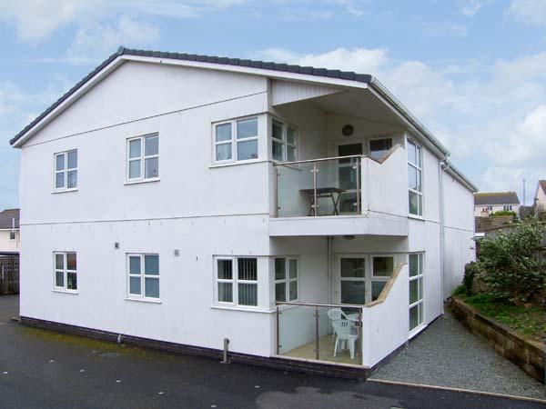 Holiday Cottage Reviews for Tides - Self Catering in Benllech, Isle of Anglesey
