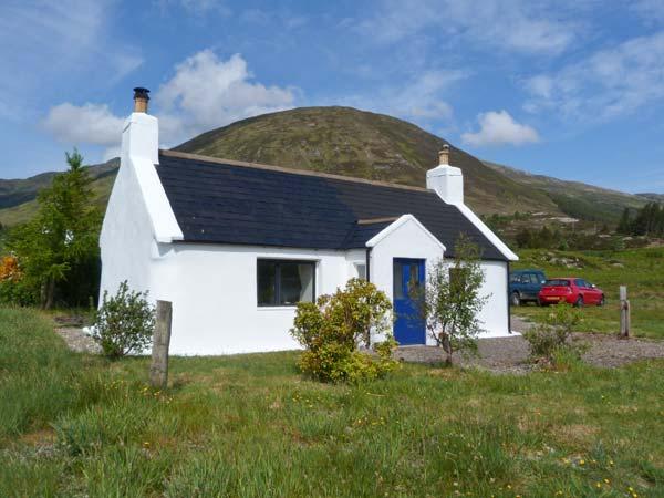 Holiday Cottage Reviews for 1A Kylerhea - Self Catering Property in Broadford, Highlands