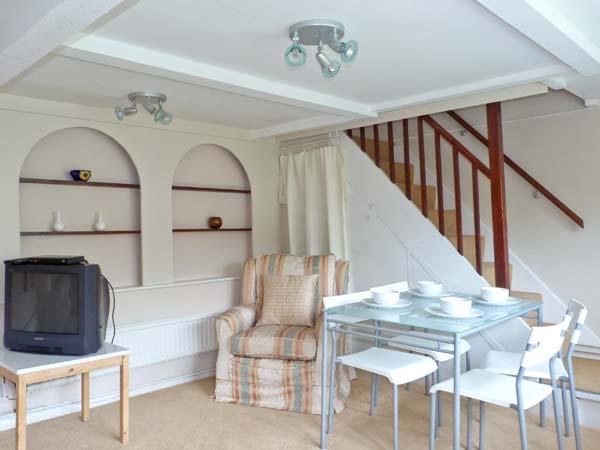 Holiday Cottage Reviews for Vine Cottage - Cottage Holiday in Castle Hedingham, Essex