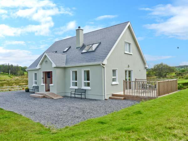 Holiday Cottage Reviews for Crona Cottage - Holiday Cottage in Mountcharles, Donegal