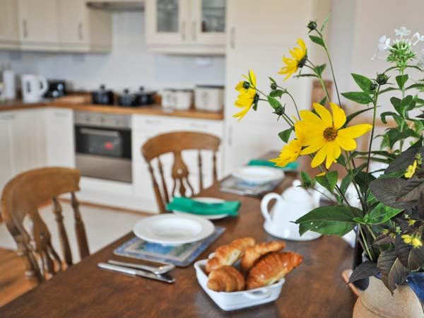 Holiday Cottage Reviews for The Dairy - Self Catering in Coverack, Cornwall inc Scilly
