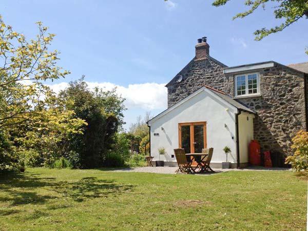 Holiday Cottage Reviews for The Dairy - Self Catering in Coverack, Cornwall inc Scilly