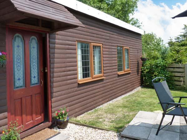 Holiday Cottage Reviews for Wisteria Chalet - Holiday Cottage in Burnham On Sea, Somerset