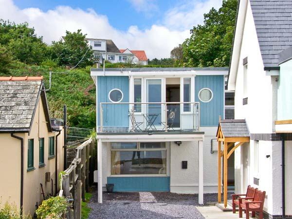 Holiday Cottage Reviews for Min Y Traeth - Self Catering Property in Bull Bay, Isle of Anglesey