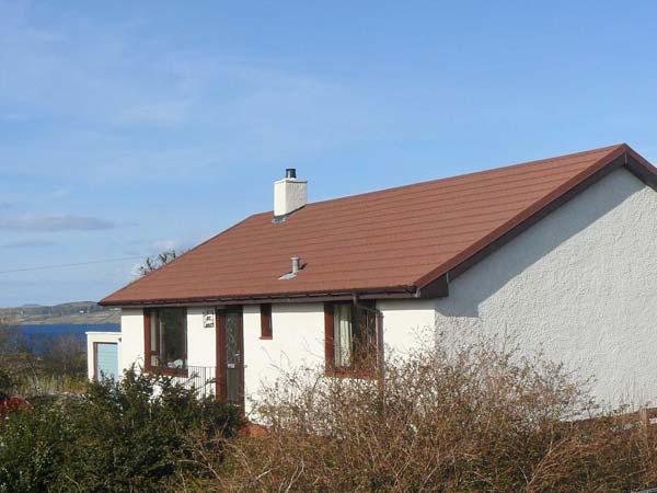 Holiday Cottage Reviews for Cnoc Grianach - Self Catering in Portree, Highlands