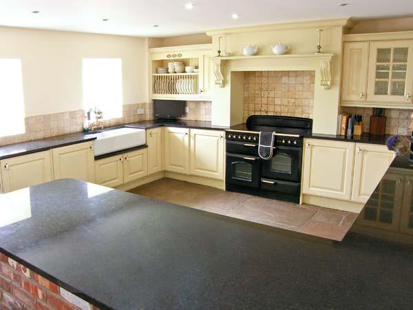 Holiday Cottage Reviews for Orchard View - Self Catering Property in Parwich, Derbyshire