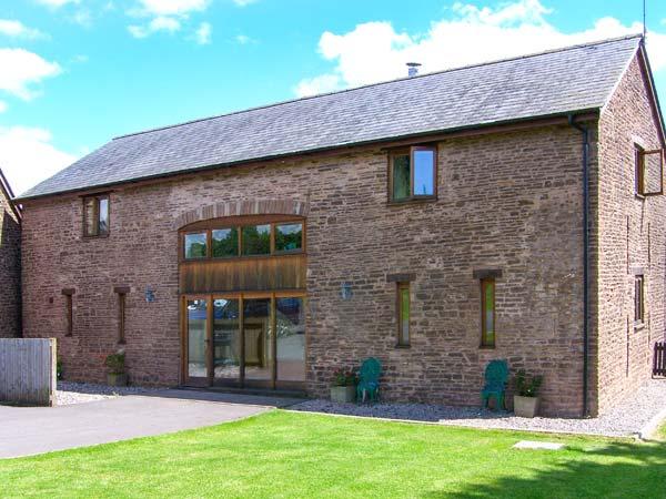Holiday Cottage Reviews for Cwrt St Thomas - Cottage Holiday in Monmouth, Monmouthshire