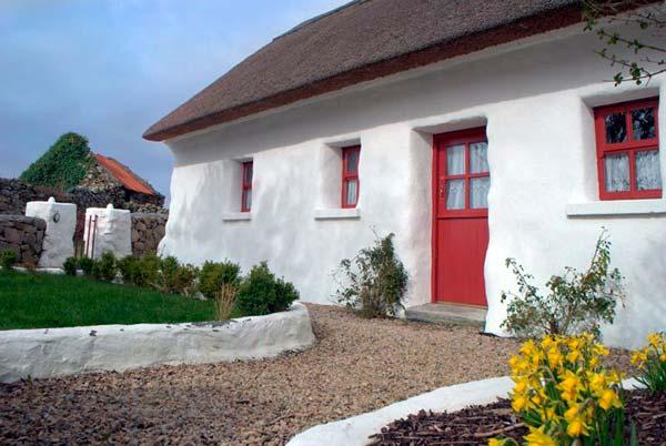 Holiday Cottage Reviews for Spiddal Thatch Cottage - Self Catering Property in Spiddal, Galway