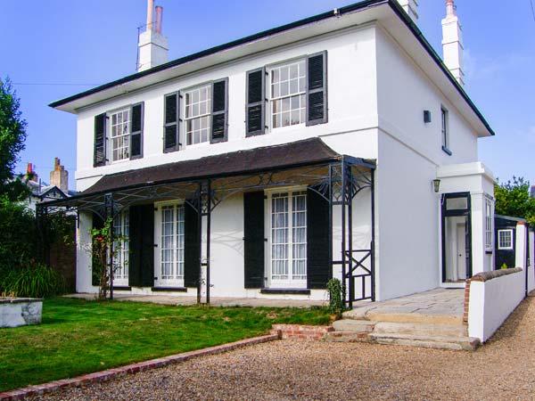 Holiday Cottage Reviews for Bury Villa - Self Catering in Gosport, Hampshire