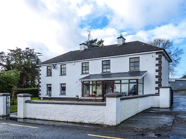 Holiday Cottage Reviews for Egans' - Self Catering Property in Mountshannon, Clare
