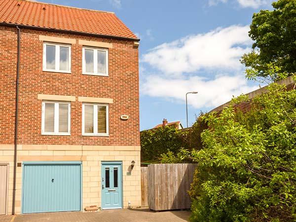 Holiday Cottage Reviews for The Shipwrights - Holiday Cottage in Whitby, North Yorkshire