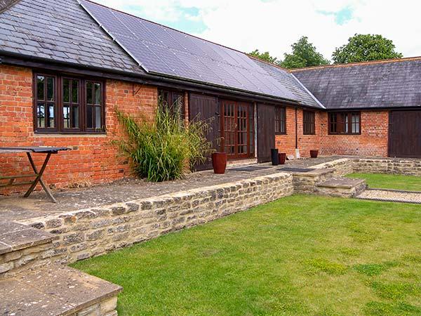 Holiday Cottage Reviews for Rowdecroft Farm Byre - Holiday Cottage in Melksham, Wiltshire