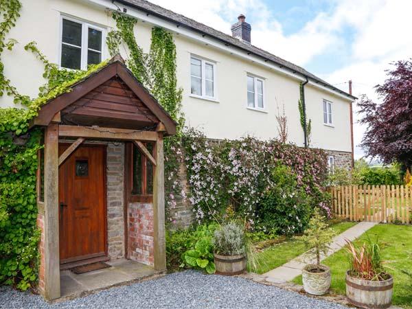 Holiday Cottage Reviews for The Hollybush - Self Catering Property in Evenjobb, Powys