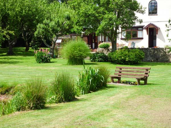 Holiday Cottage Reviews for Penlon - Cottage Holiday in Aberaeron, Ceredigion