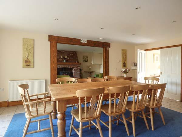 Holiday Cottage Reviews for Egans' - Self Catering Property in Mountshannon, Clare