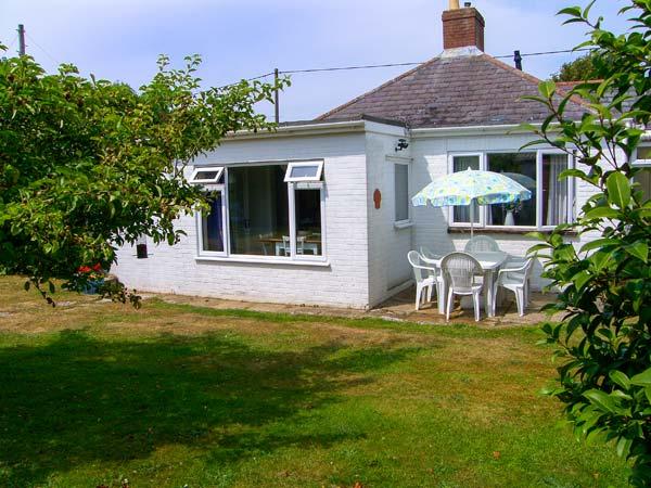 Holiday Cottage Reviews for Driftwood - Holiday Cottage in Lymington, Hampshire