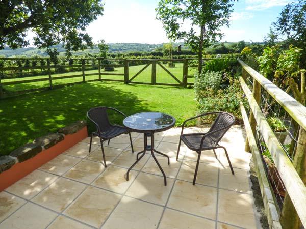 Holiday Cottage Reviews for Distyll - Self Catering Property in Ruthin, Denbighshire